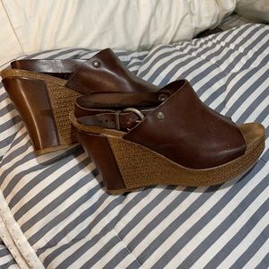 Lola Sabbia Wedges🌛